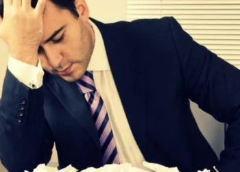 Le pidió a una amiga que le cure el empacho a su pareja, algo salió mal y se hizo viral