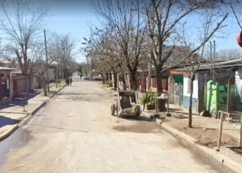 Los dejó encerrados para ir a un cumpleaños y murieron quemados