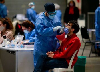Subieron 54% los casos de coronavirus en la Argentina en una semana