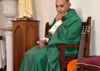 El Padre Mario, “el Cura cantor”, de visita por San Rafael