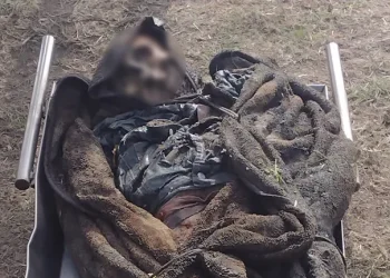 Horror en las aguas profundas de un río: un cadáver esquelético, envuelto en una frazada y con un tiro en la cabeza (imágenes sensibles)