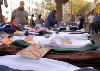 El poder adquisitivo medio  de los argentinos, de mal en peor