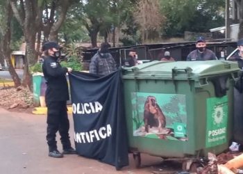 Hallan estrangulado a un bebé recién nacido en un tacho de basura: detienen a la mamá y a su pareja