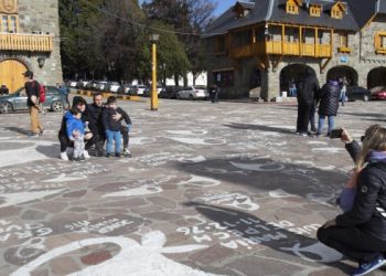 Alto nivel de ocupación en todo el país y micros de larga distancia operan al 100% de sus destinos