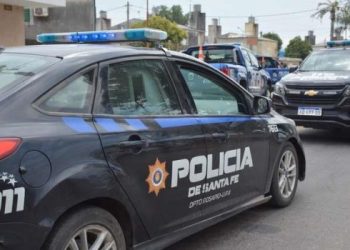 Asesinan a tiros a un hombre y hieren a su pareja en una emboscada en Rosario