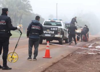 Atropellaron y arrastraron 20 kilómetros sin vida a un joven de 18 años: el conductor está prófugo