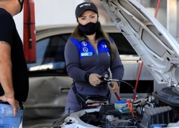 Explican que por ahora no falta GNC para domicilios ni estaciones de servicio pero para las industrias podría complicarse