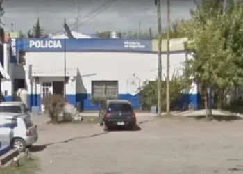 Horror: matan a un hombre a cuchillazos y queman el lugar