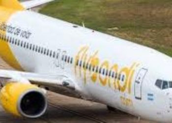 La Justicia embargó a Flybondi por casi $4 millones por deuda con la AFIP