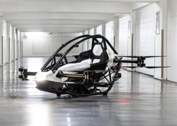 Los autos voladores ya son una realidad: se completó el primer viaje con éxito