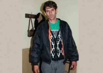 Mató a su papá, lo descuartizó y se lo comió en un guiso a la provenzal: “Lo tengo bien adentro”