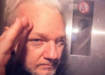 Reino Unido aprueba la extradición de Julian Assange, el fundador de WikiLeaks, a EE.UU.