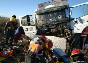 Un camionero murió luego de ser atacado a piedrazos cuando quiso evitar un piquete de transportistas