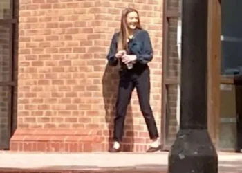Una mujer fingió estar embarazada para conseguir pastillas abortivas y dárselas a la esposa de su amante