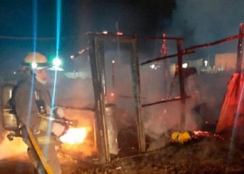 Una mujer y su niña de siete años murieron al incendiarse su casa en Neuquén