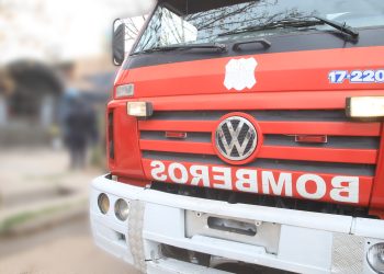 Una mujer y sus hijos perdieron todo por un incendio