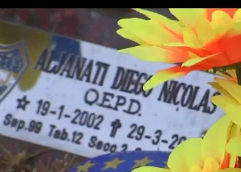 Video para adultos en el cementerio: el dolor de un padre que denuncia que profanaron la tumba de su hijo