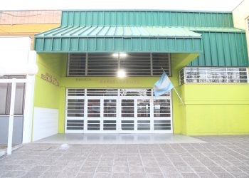 La escuela Manuel Ignacio Molina celebró sus 85 años con la visita de algunos egresados del establecimiento