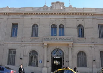 Detienen a un enfermero por violar a una paciente sedada