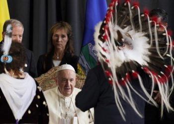 Francisco llegó a Canadá para pedir perdón a los pueblos indígenas por abusos en internados cristianos