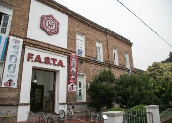 Murió el nene que se atragantó con un chupetín en la escuela