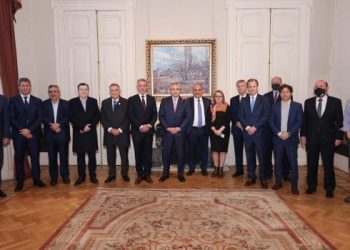 El Presidente recibió a gobernadores del PJ que le reclamaron medidas para las economías provinciales