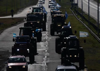 “Estamos podridos de pagar impuestos y que se afanen la guita”: fuerte reclamo del campo en la jornada de paro nacional