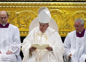 Francisco instó a redoblar los esfuerzos para «superar la retórica del miedo hacia los inmigrantes»