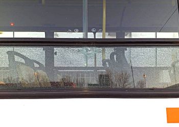 Dos colectivos fueron atacados a  piedrazos en San Rafael el fin de semana