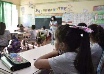 Quinta hora de clase: ¿Qué provincias extienden su jornada?