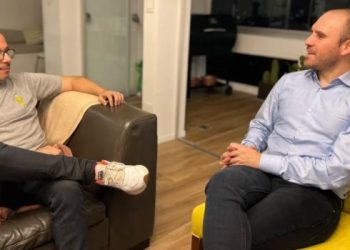 Reapareció Guzmán y se reunió con un empresario cercano al Gobierno