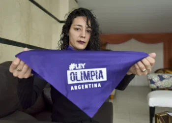 Su ex publicó sus fotos íntimas en la web, pero la Justicia denegó su denuncia: “Tengo pesadillas de violaciones”