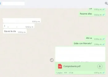 Un cura simuló caer en una estafa, envió el comprobante y se volvió viral