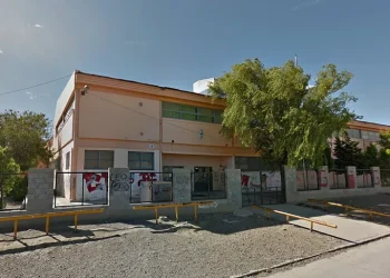 Santa Cruz: Un nene fue a la escuela y repartió miles de pesos entre sus compañeros