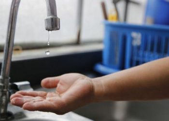 La falta de agua en la Villa 25  de Mayo genera malestar en la población y prestadores turísticos