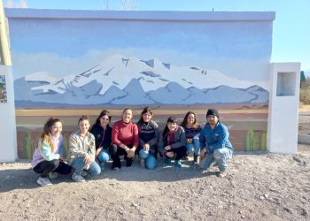 Alumnos del IPA realizaron un mural para celebrar el aniversario de Punta del Agua