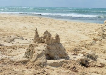 Conmoción en Chile: un nene murió aplastado por un castillo de arena