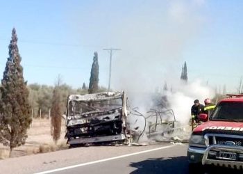 Villa Atuel: destrucción total de una casilla rodante por un incendio