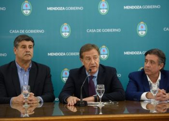 Suarez anunció la creación de la obra hidroeléctrica El Baqueano