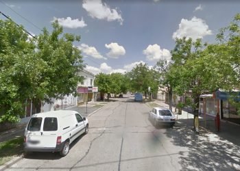 Violencia en Santa Fe: Un joven de 17 años fue a visitar a su novia, quiso protegerla en medio de una pelea y lo mataron
