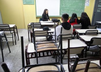 La DGE admitió posibles errores en las liquidaciones de los salarios docentes: cómo reclamar