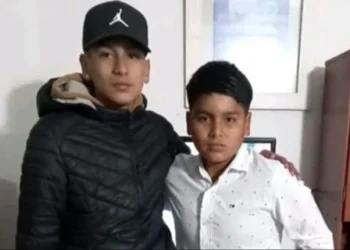 “¡No cierres los ojos, por favor, aguantá!”: La súplica del hermano del chico de 13 años asesinado en Rosario