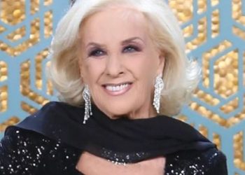 Mirtha Legrand abrió una convocatoria para que cualquiera se siente en su mesaza: los requisitos