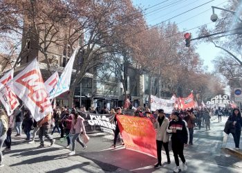 El ministro de Gobierno Víctor Ibañez consideró que la  manifestación de ayer tuvo un «claro tinte político»