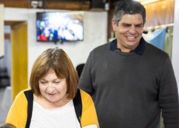 Ocaña criticó las movilizaciones en Recoleta en apoyo a Cristina