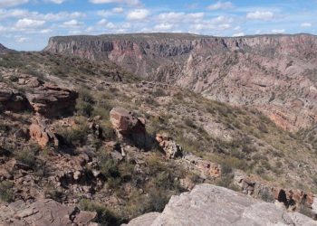 Personal policial rescató a cuatro jóvenes que se perdieron mientras caminaban en Valle Grande