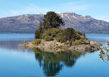 Consternación en Neuquén: Quién era el joven que encontraron muerto en el Lago Aluminé