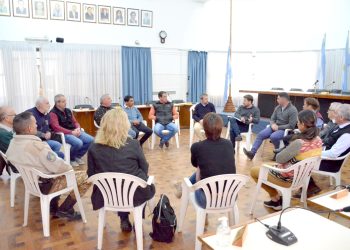 Importante reunión de entidades, policía y justicia para combatir el robo, faena y venta clandestina de carne de caballo