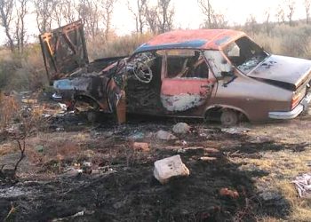 Incendio de un Renault 12 que era de un joven que estudia y trabaja en Real del Padre: “La gente, los vecinos, todo el mundo está muy asustado”