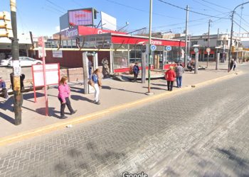 Guaymallén: Una bebé está internada tras caer de los brazos de su mamá al bajar de un micro